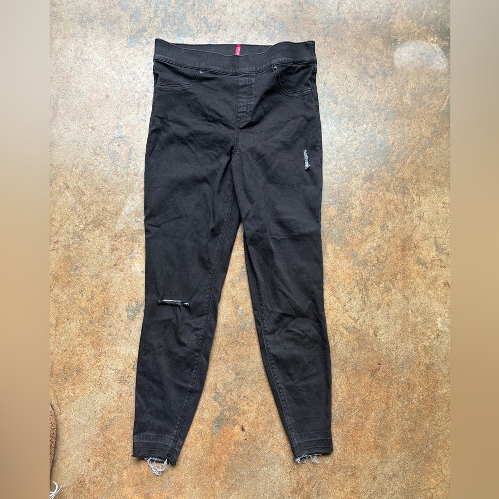 Distressed Ankle Skinny Jeans